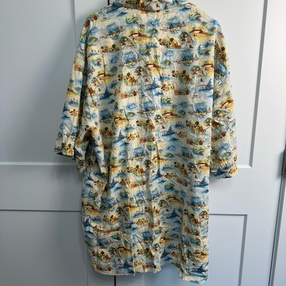 Disney Parks Vacation Club Hotel Resorts Icons Men's Button Up Map NWT - Picture 4 of 9